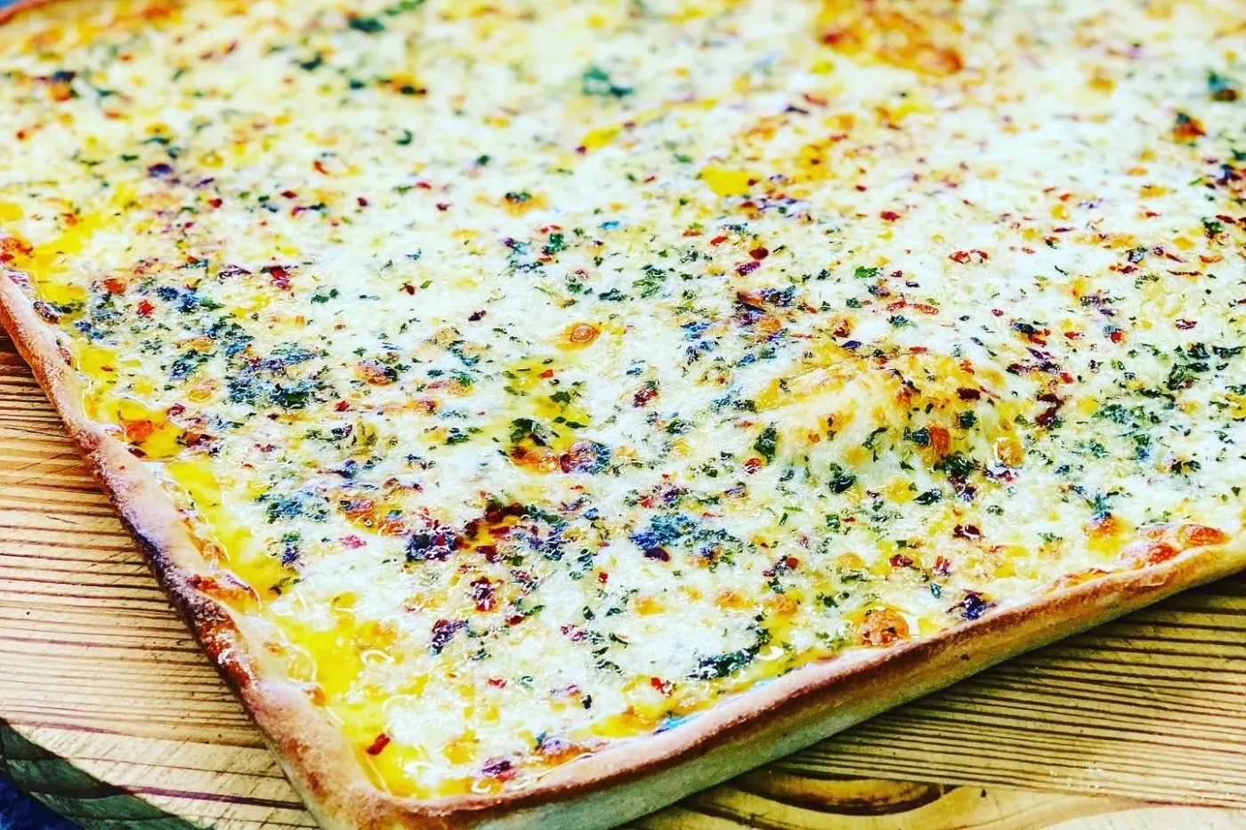 Aglio-Olio Square Pizza